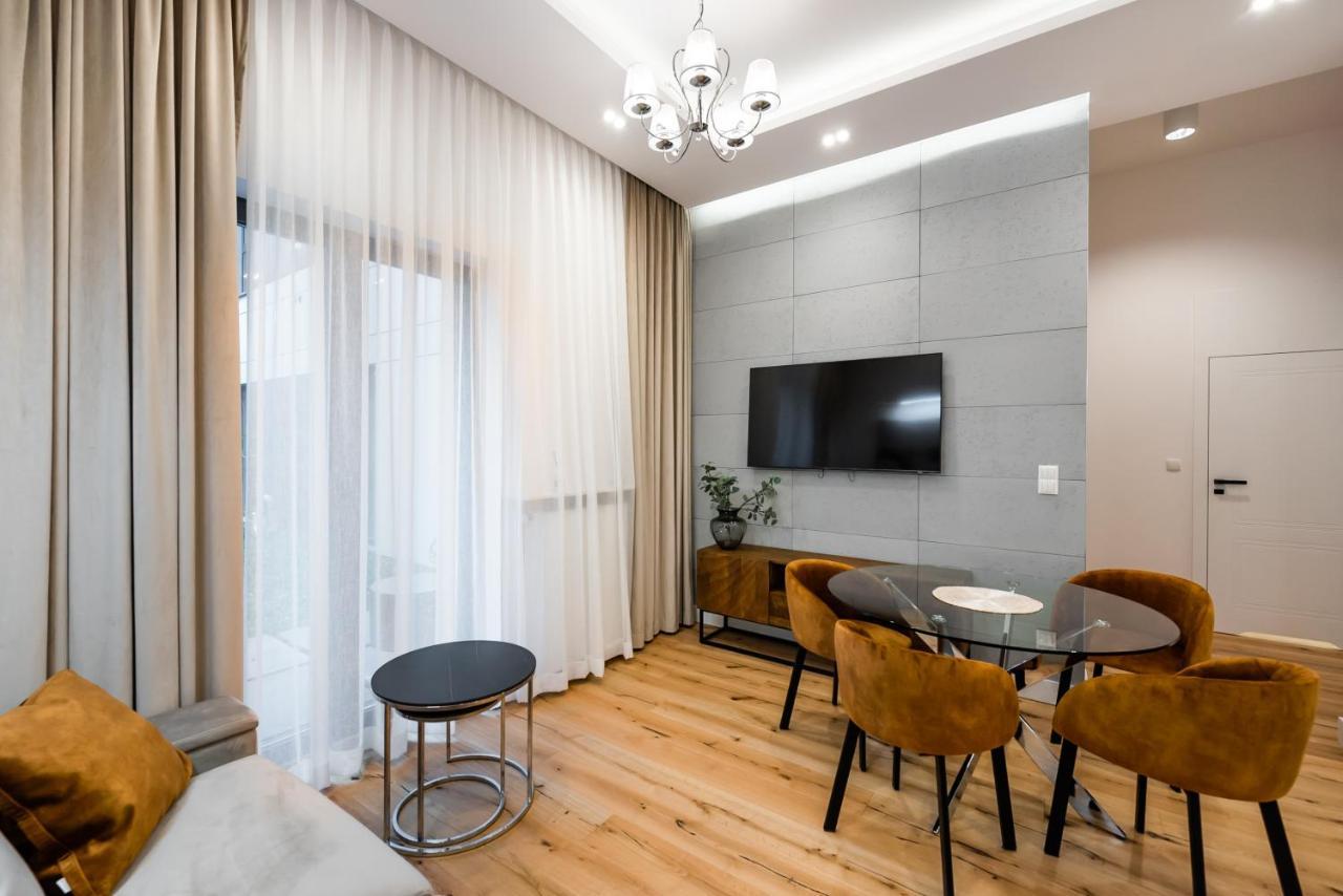 Zlota Sophisticated Apartment Varsóvia Exterior foto