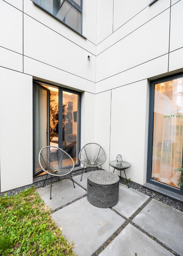 Zlota Sophisticated Apartment Varsóvia Exterior foto